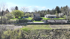  Photo 40
