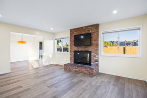 451 San Miguel Way, Santa Paula, CA 93060, USA Photo 13
