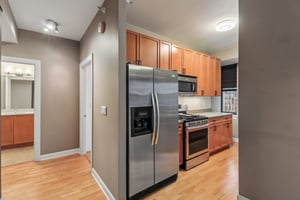 W Huron St 1112-S1710-015.jpg