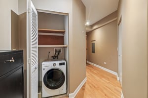 W Huron St 1112-S1710-026.jpg