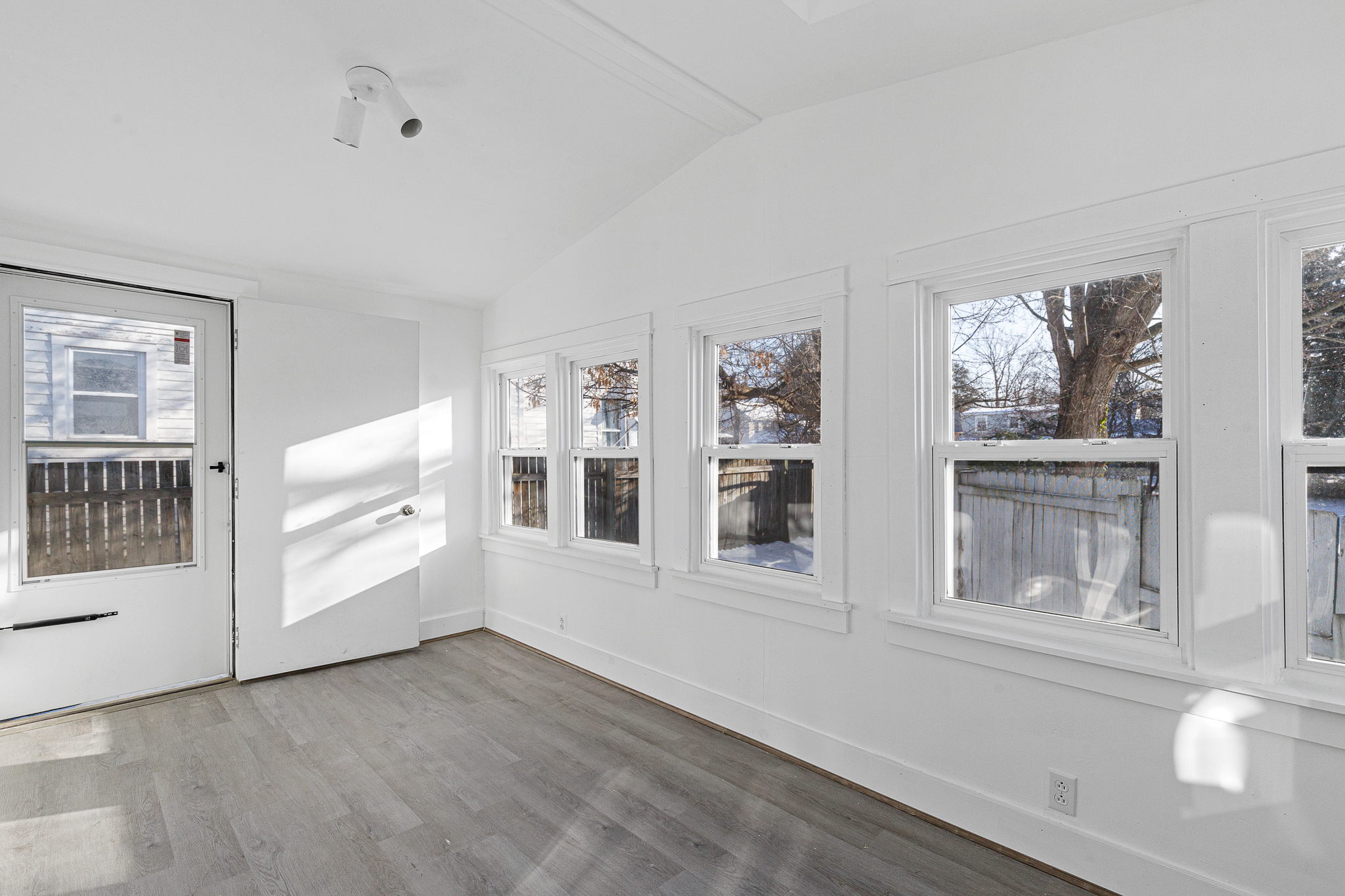 451 W Ten Eyck St, Watertown, NY 13601, USA Photo 19