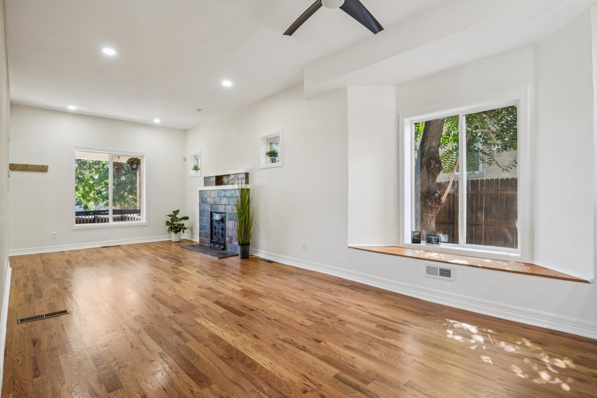 Federal Blvd-S2109-010.jpg