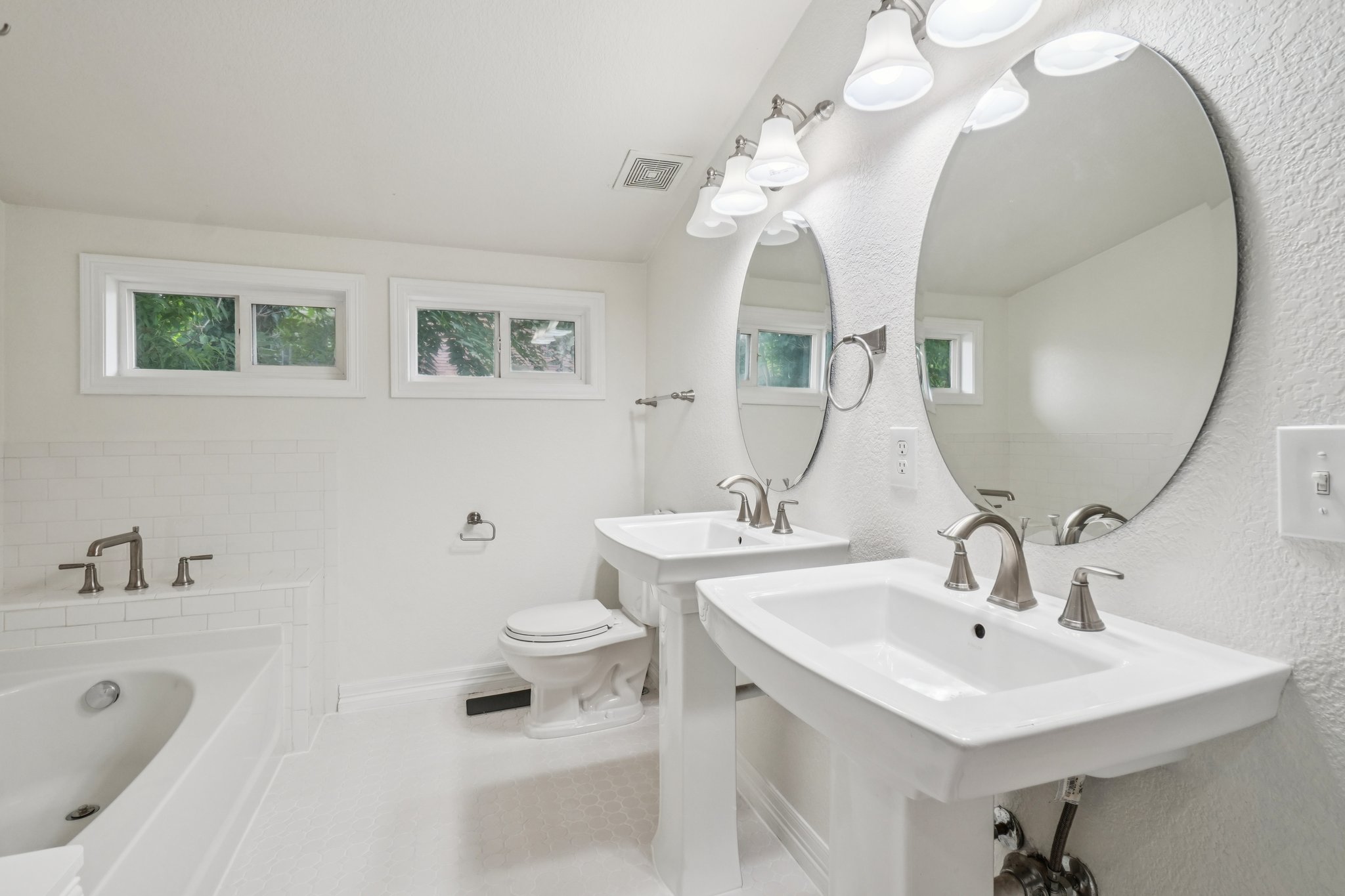 Federal Blvd-S2109-026.jpg