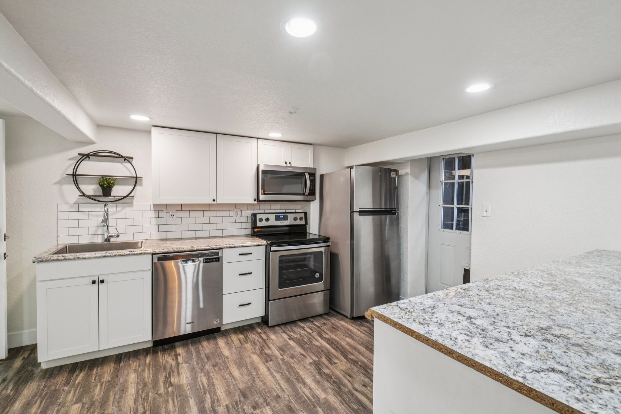 Federal Blvd-S2109-033.jpg