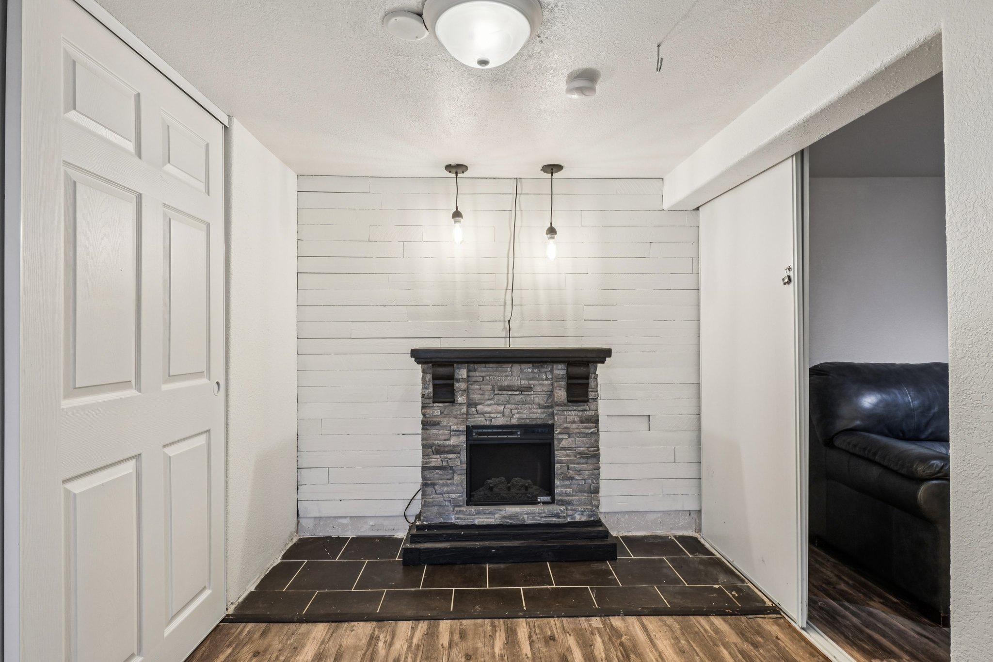 Federal Blvd-S2109-040.jpg