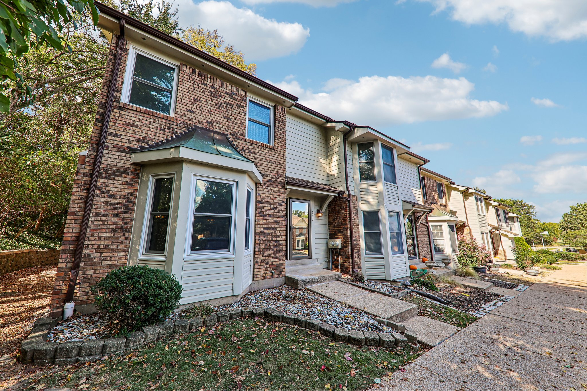 4513 Pegasus Dr-S1410-002.jpg