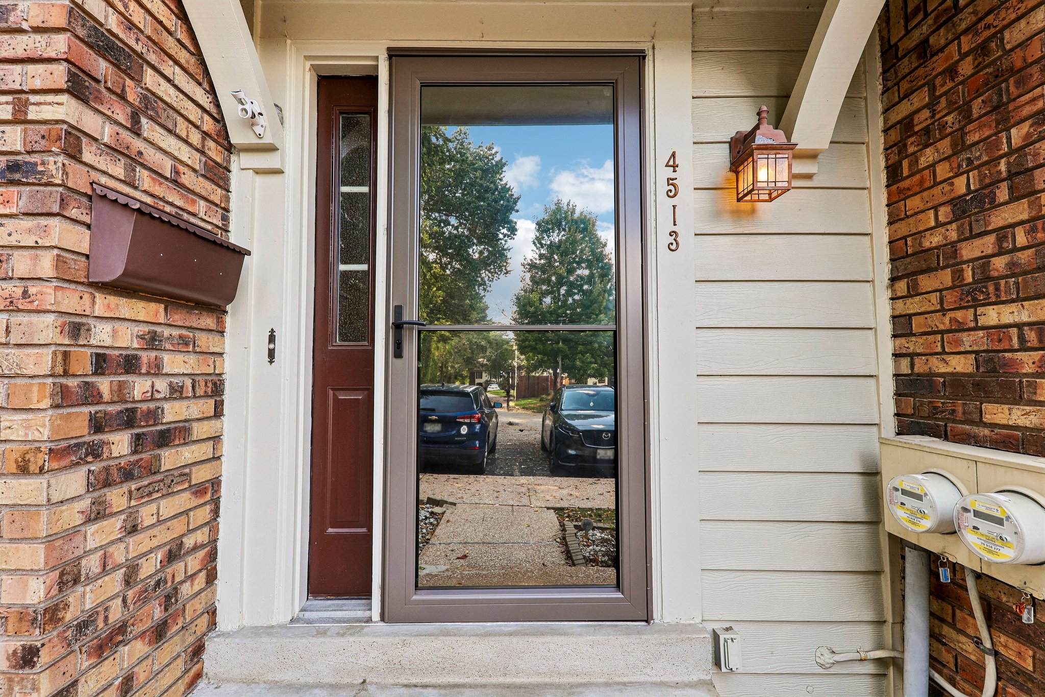 4513 Pegasus Dr-S1410-005.jpg