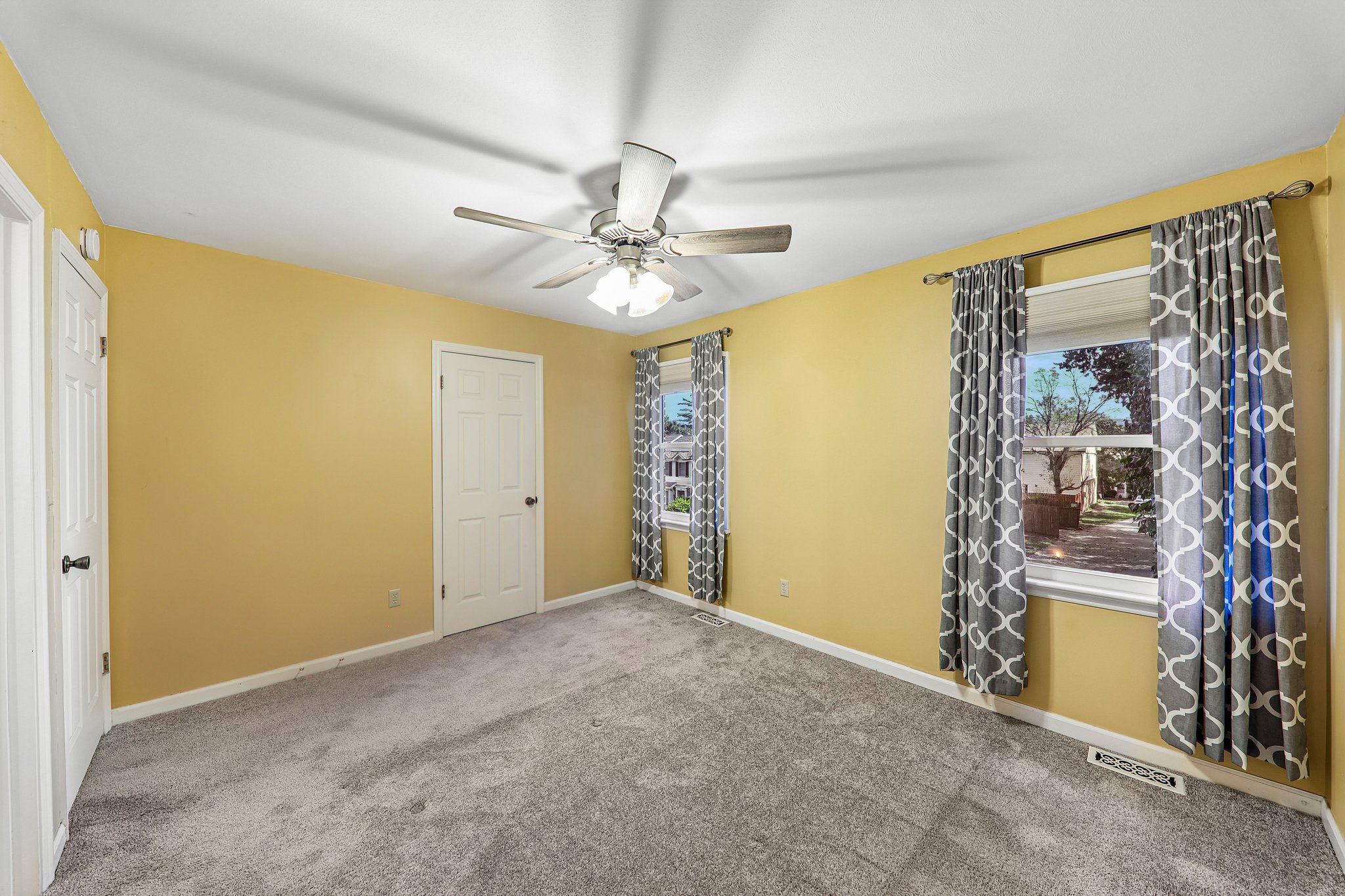 4513 Pegasus Dr-S1410-029.jpg