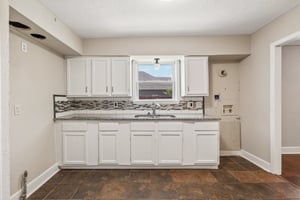 Dewberry St-S2107-011.jpg