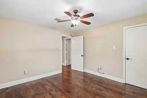 Dewberry St-S2107-016.jpg
