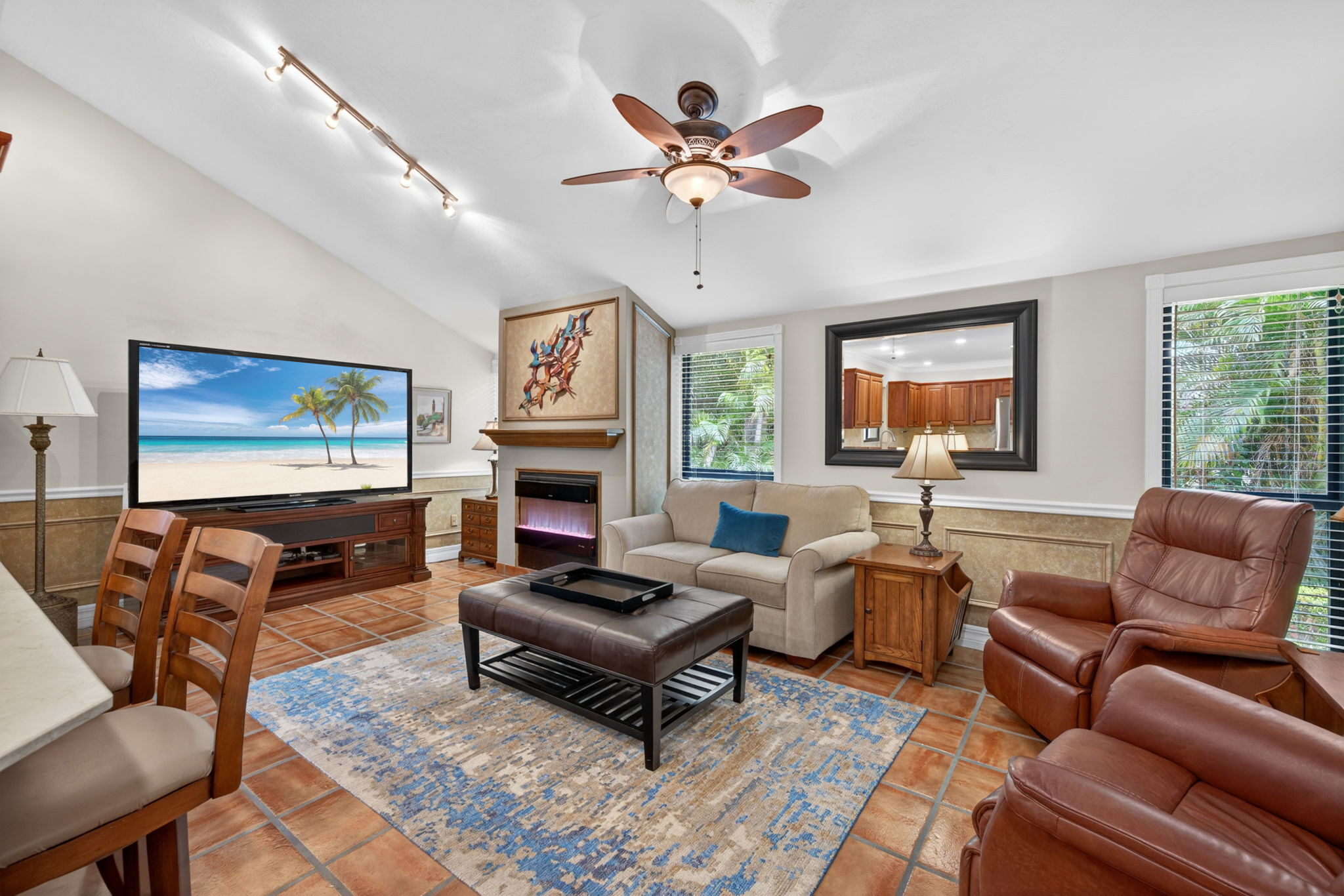 Family Room 2 of 3