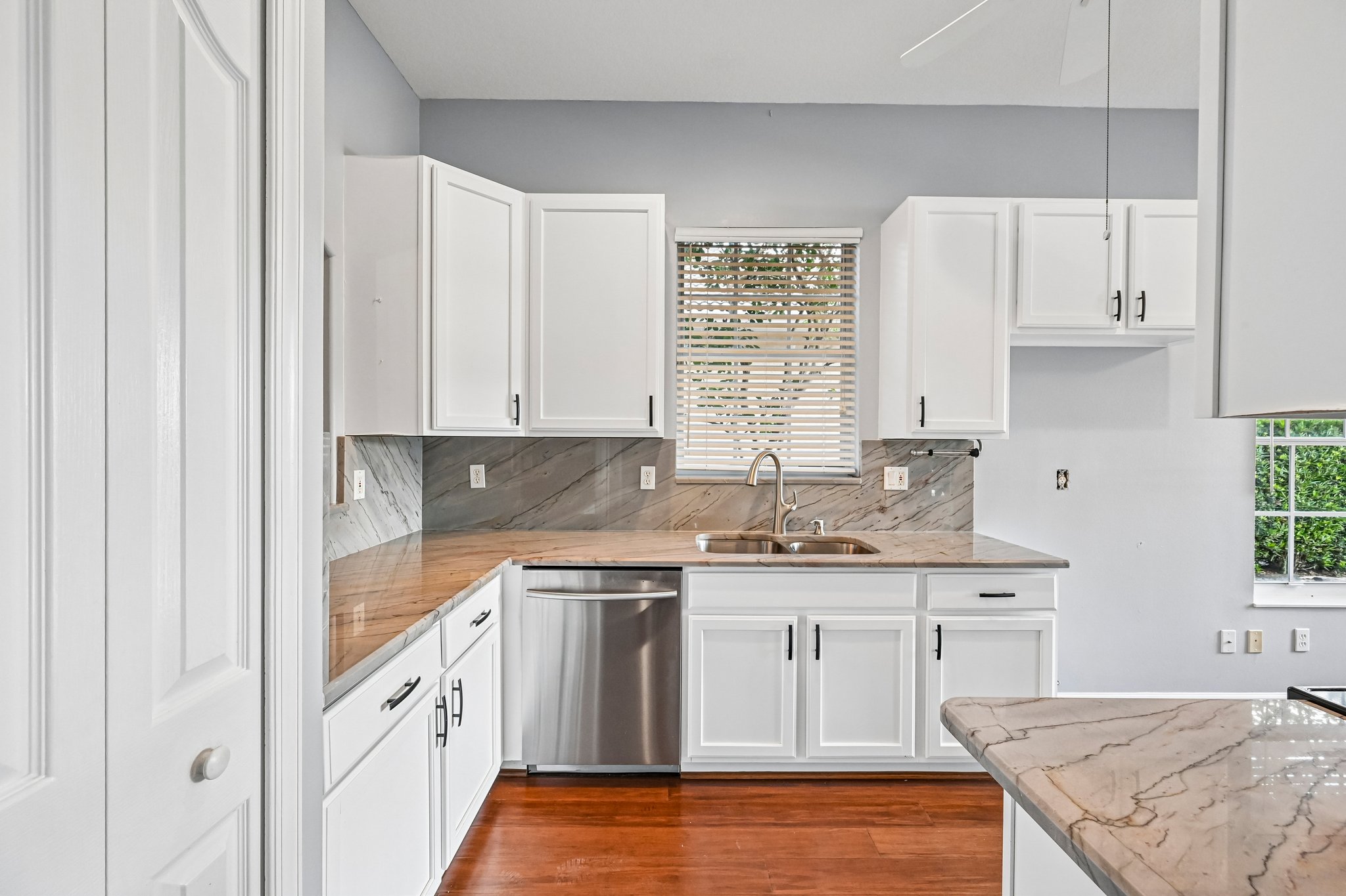 NW Wandering Oak Ct-S2407-010.jpg