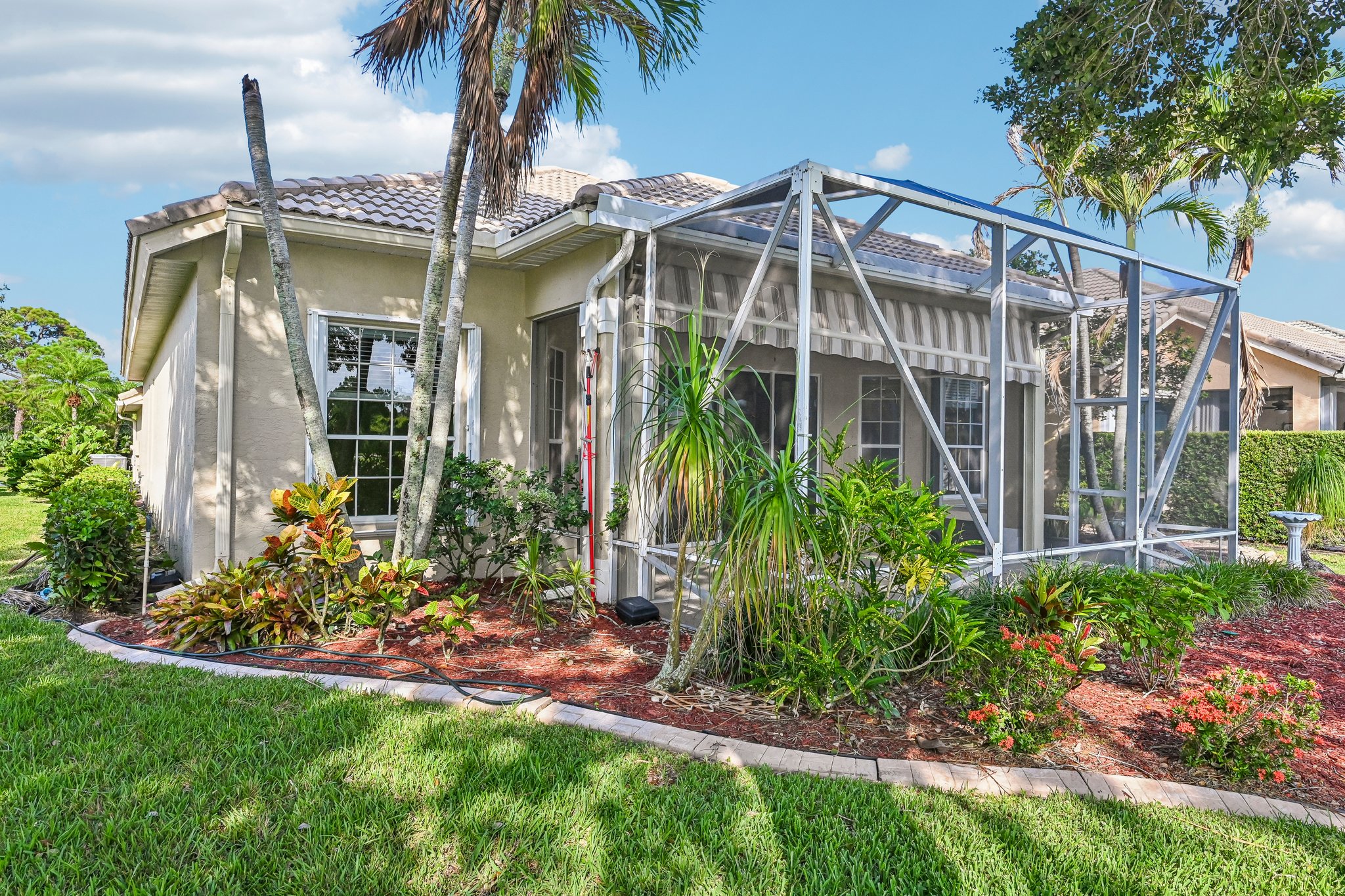NW Wandering Oak Ct-S2407-034.jpg