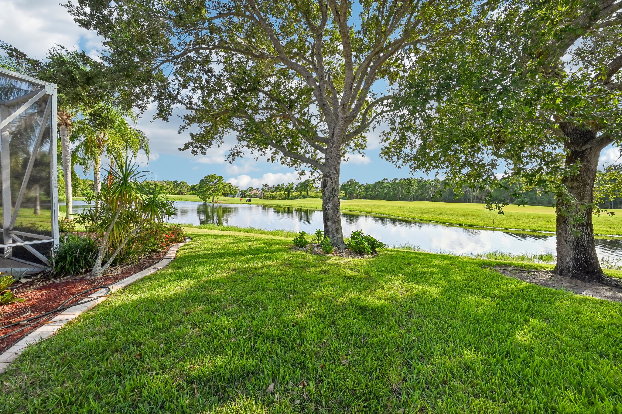 NW Wandering Oak Ct-S2407-035.jpg