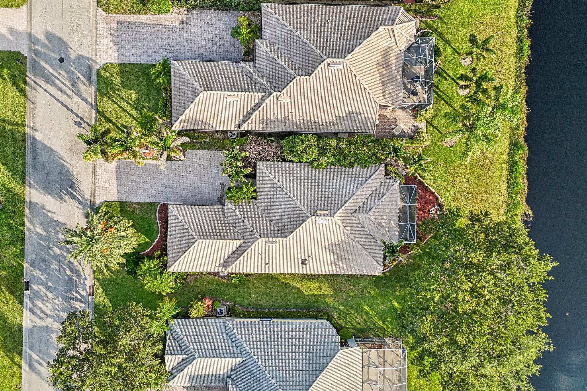 NW Wandering Oak Ct-S2407-044.jpg