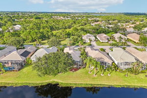 NW Wandering Oak Ct-S2407-046.jpg