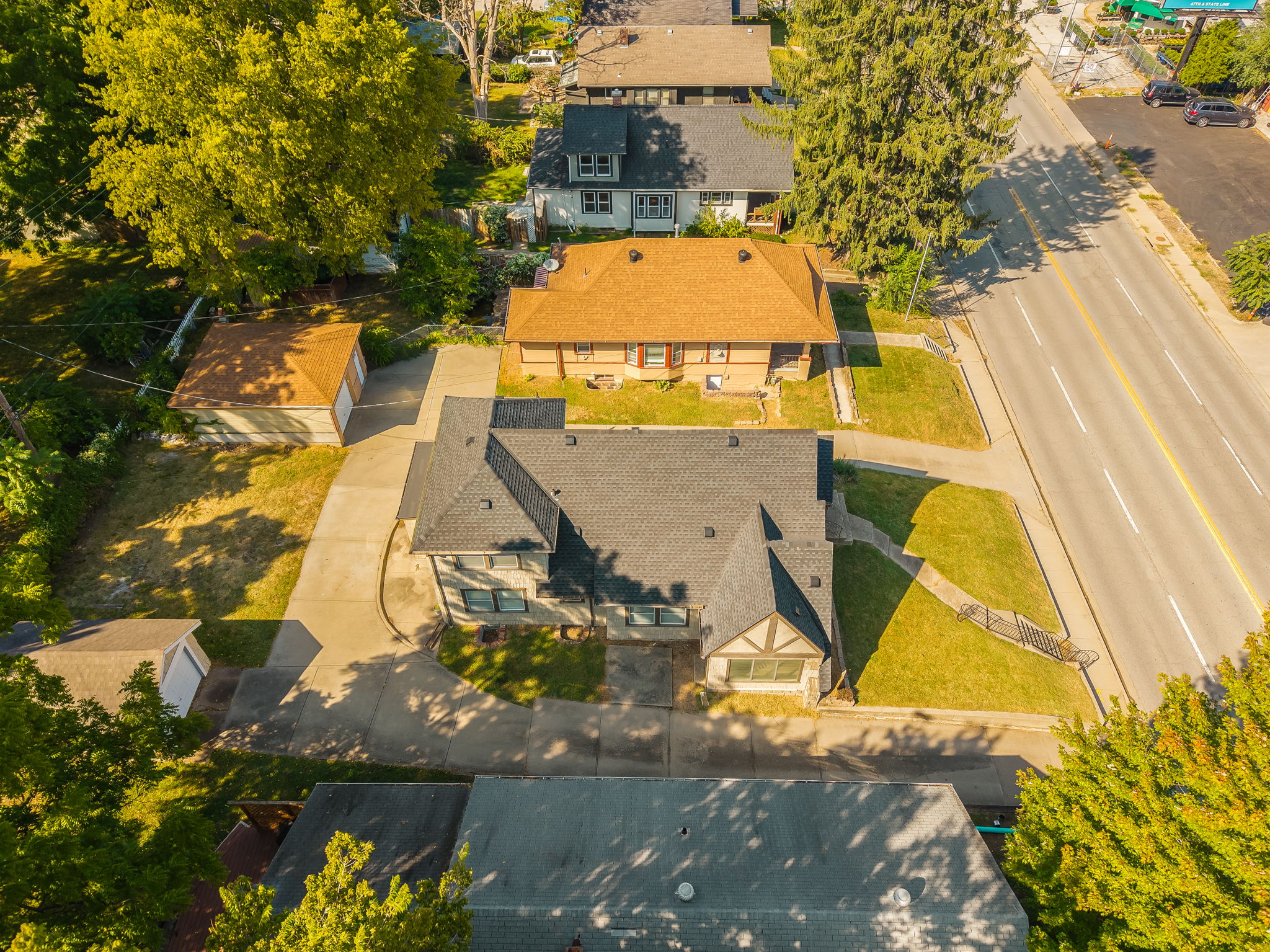 4516 Rainbow Blvd-09