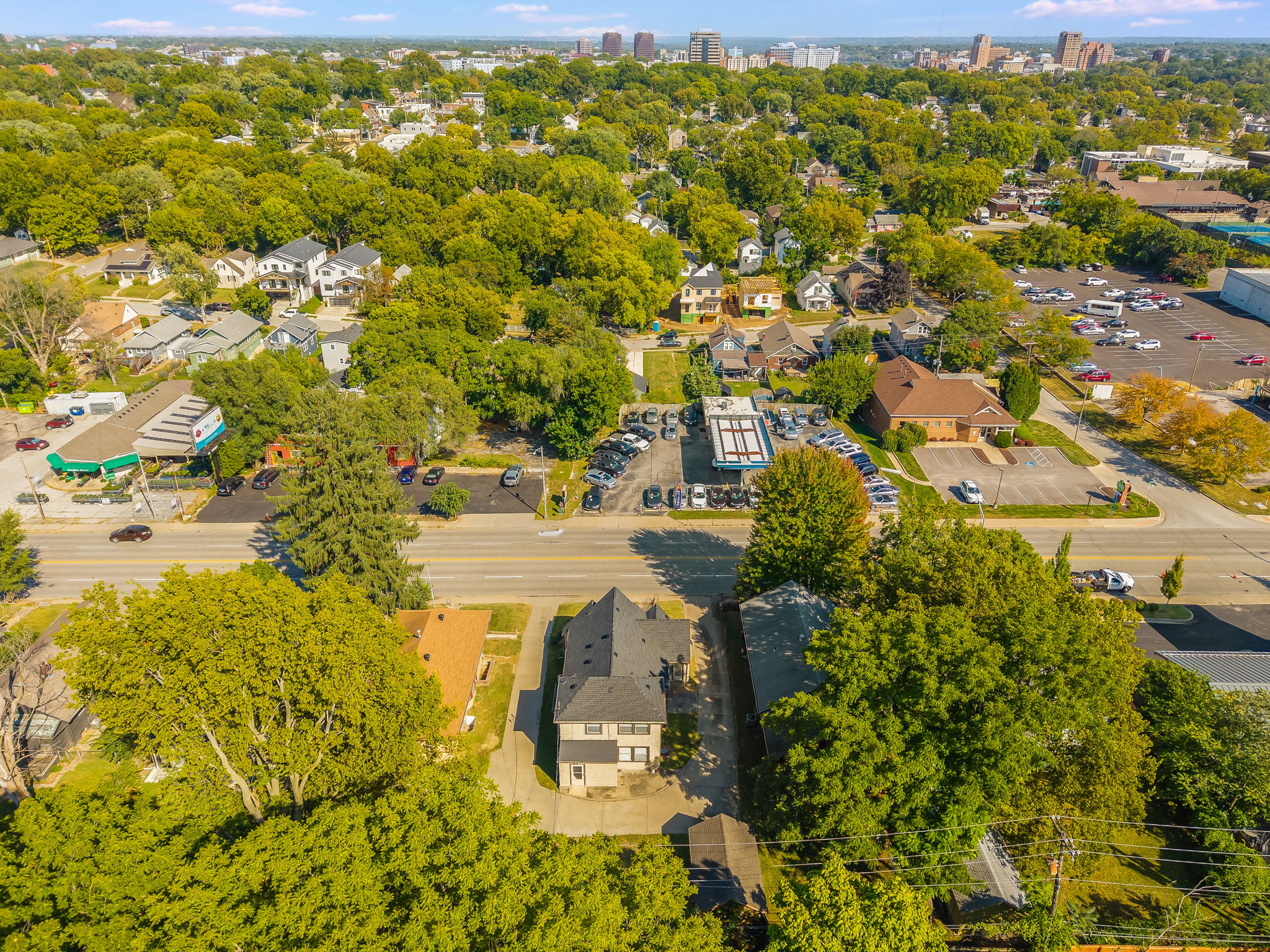 4516 Rainbow Blvd-11