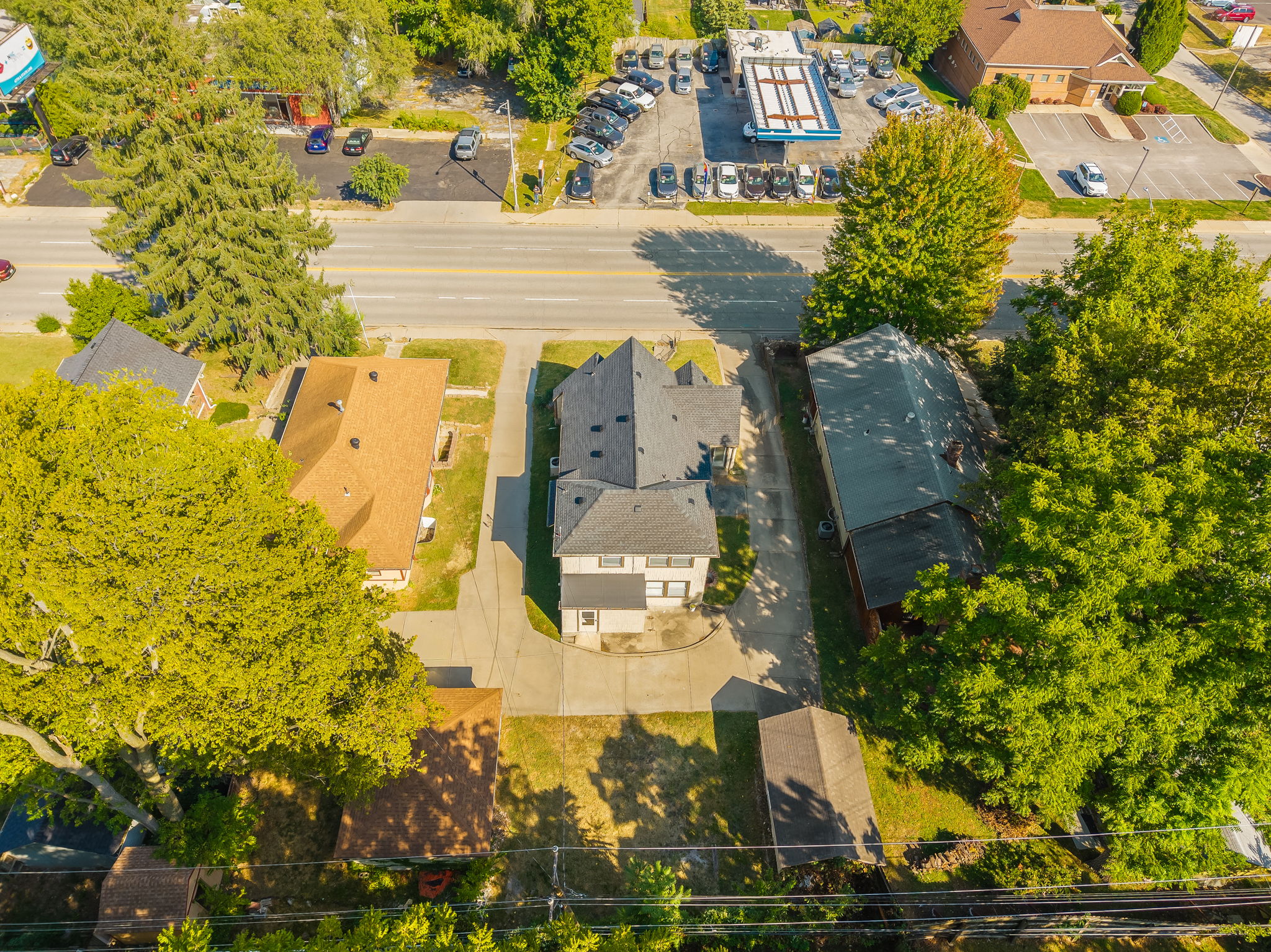 4516 Rainbow Blvd-12