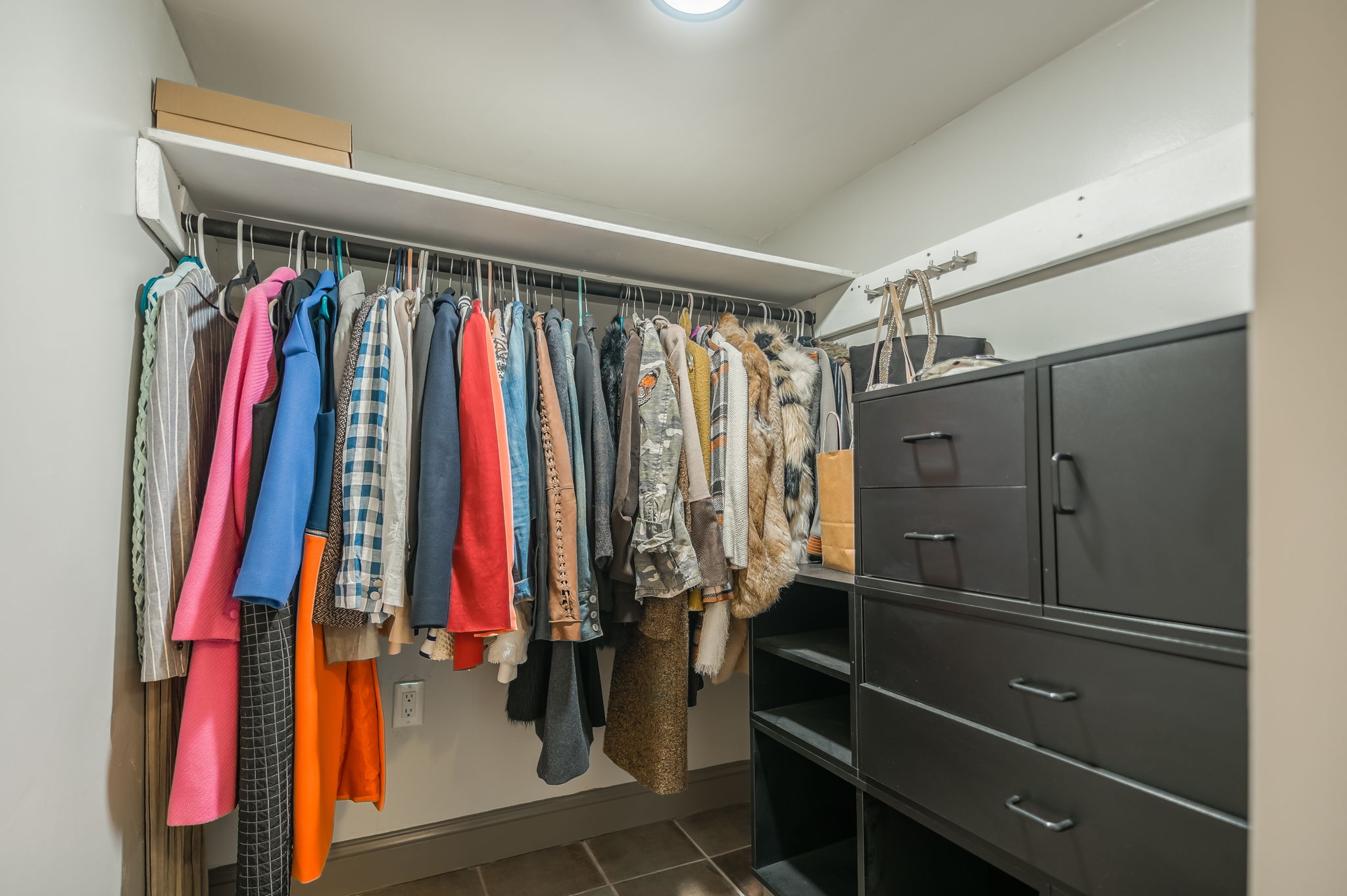 4516 Rainbow Blvd-36