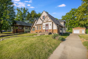 4516 Rainbow Blvd-03