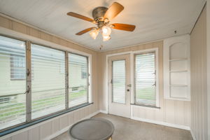4516 Rainbow Blvd-18