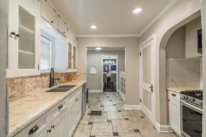 4516 Rainbow Blvd-24