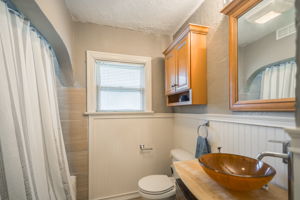 4516 Rainbow Blvd-32