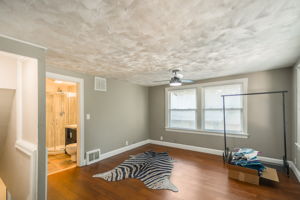 4516 Rainbow Blvd-33