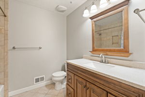  Photo 49