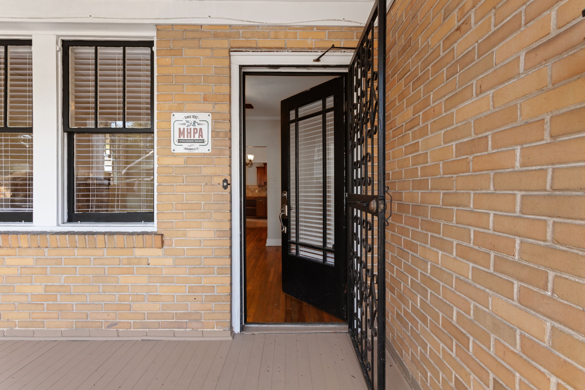 Front Entry Detail