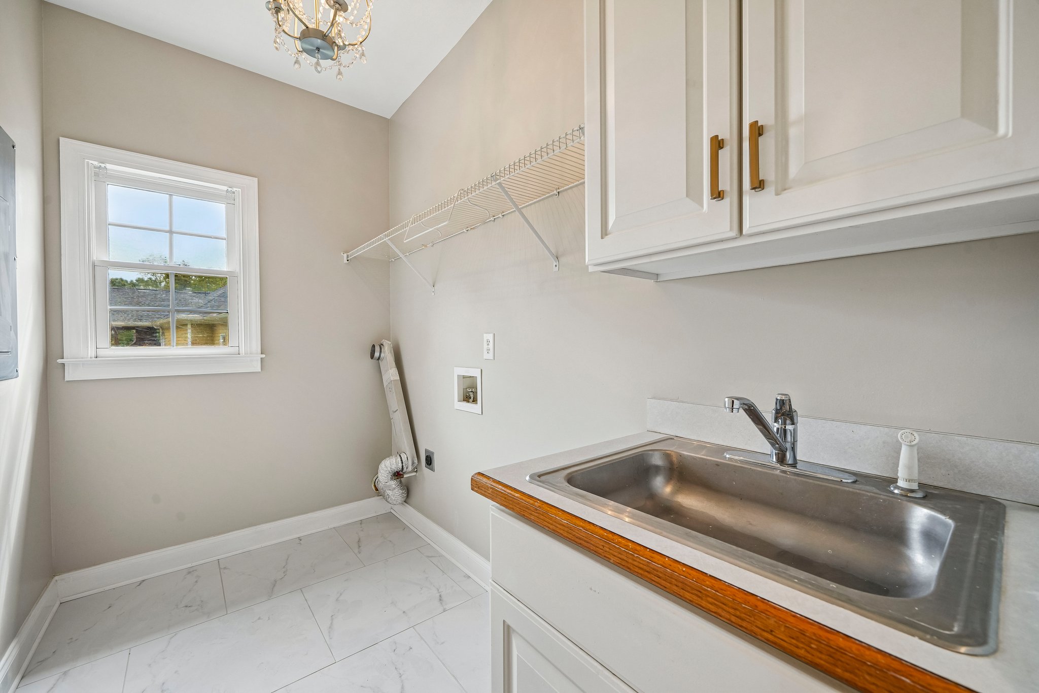 Knightsbridge Rd-S0610-015.jpg