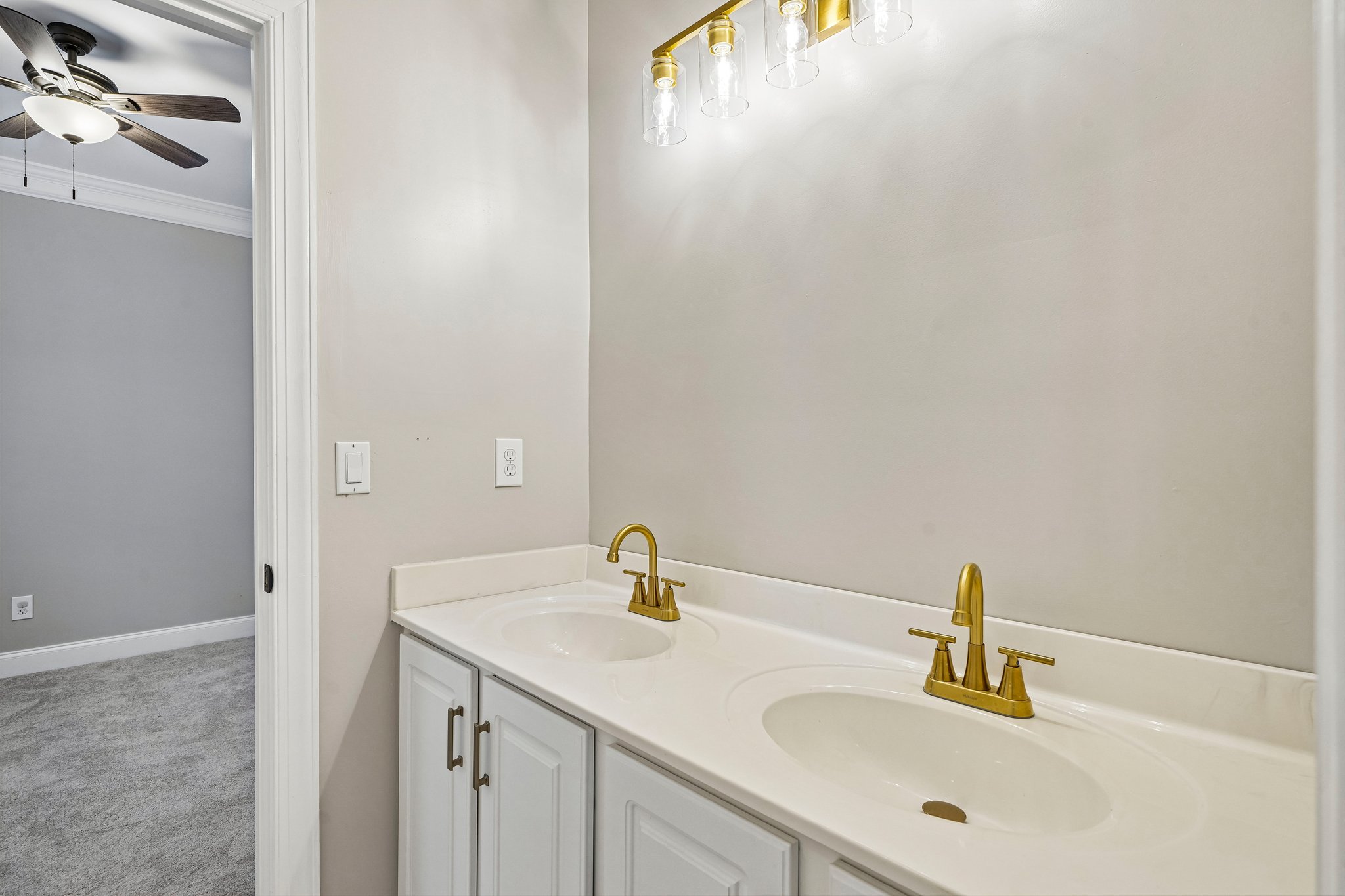 Knightsbridge Rd-S0610-018.jpg