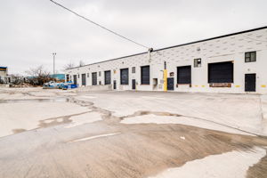 452 Bowes Rd Unit 4