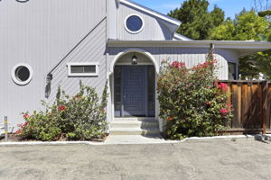 004_F8_452 E Sunnyoaks Ave