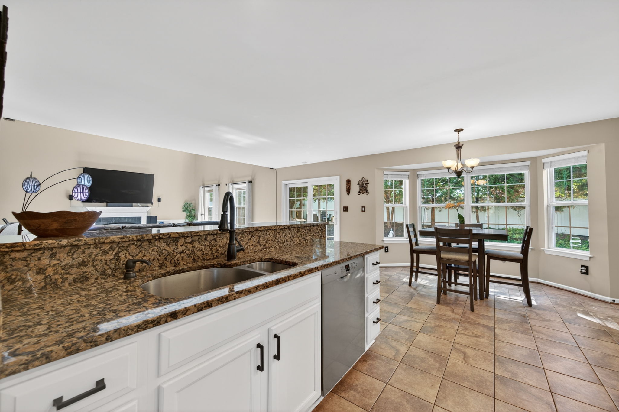 Larkspur 36