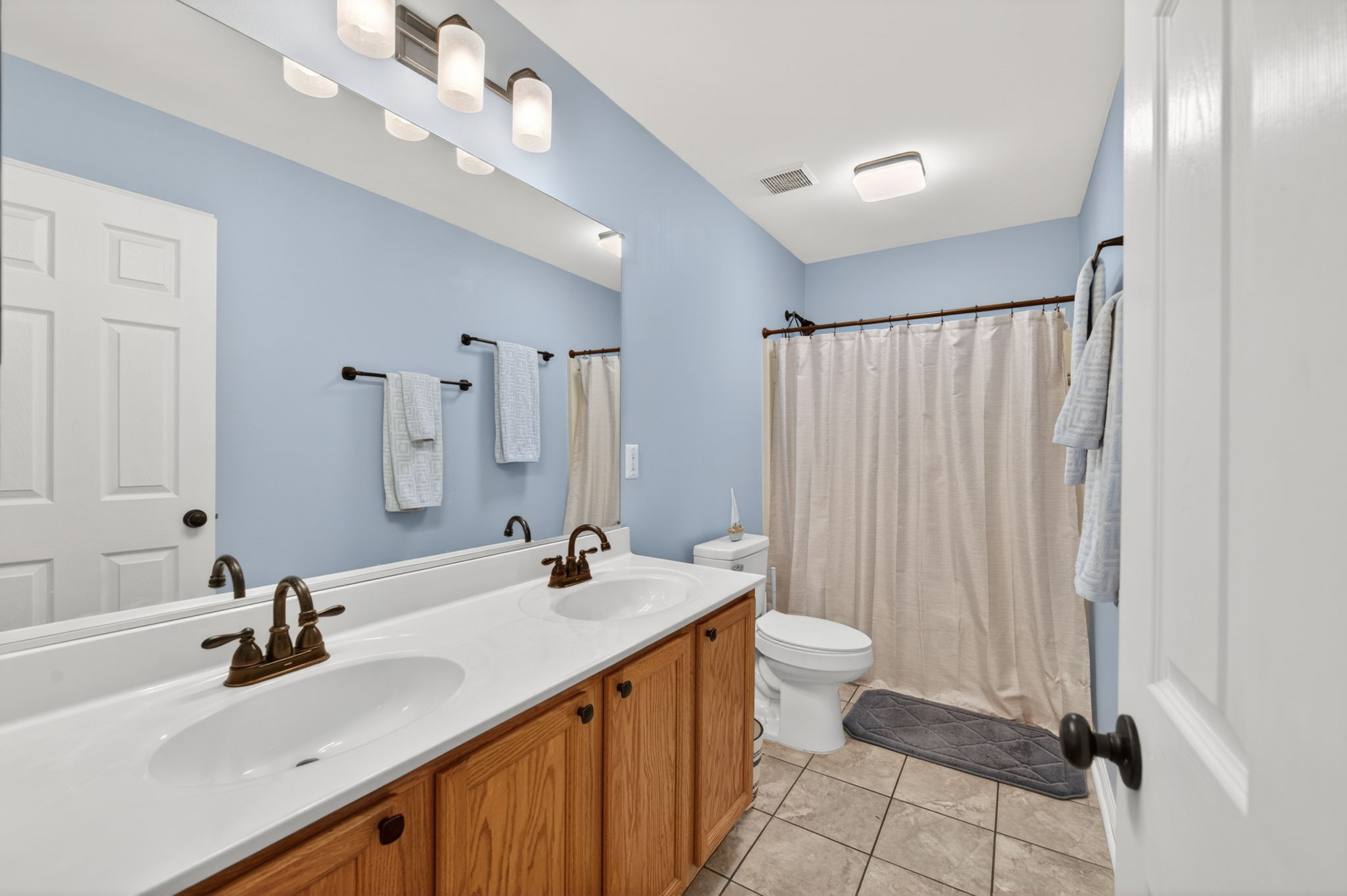 Larkspur 42