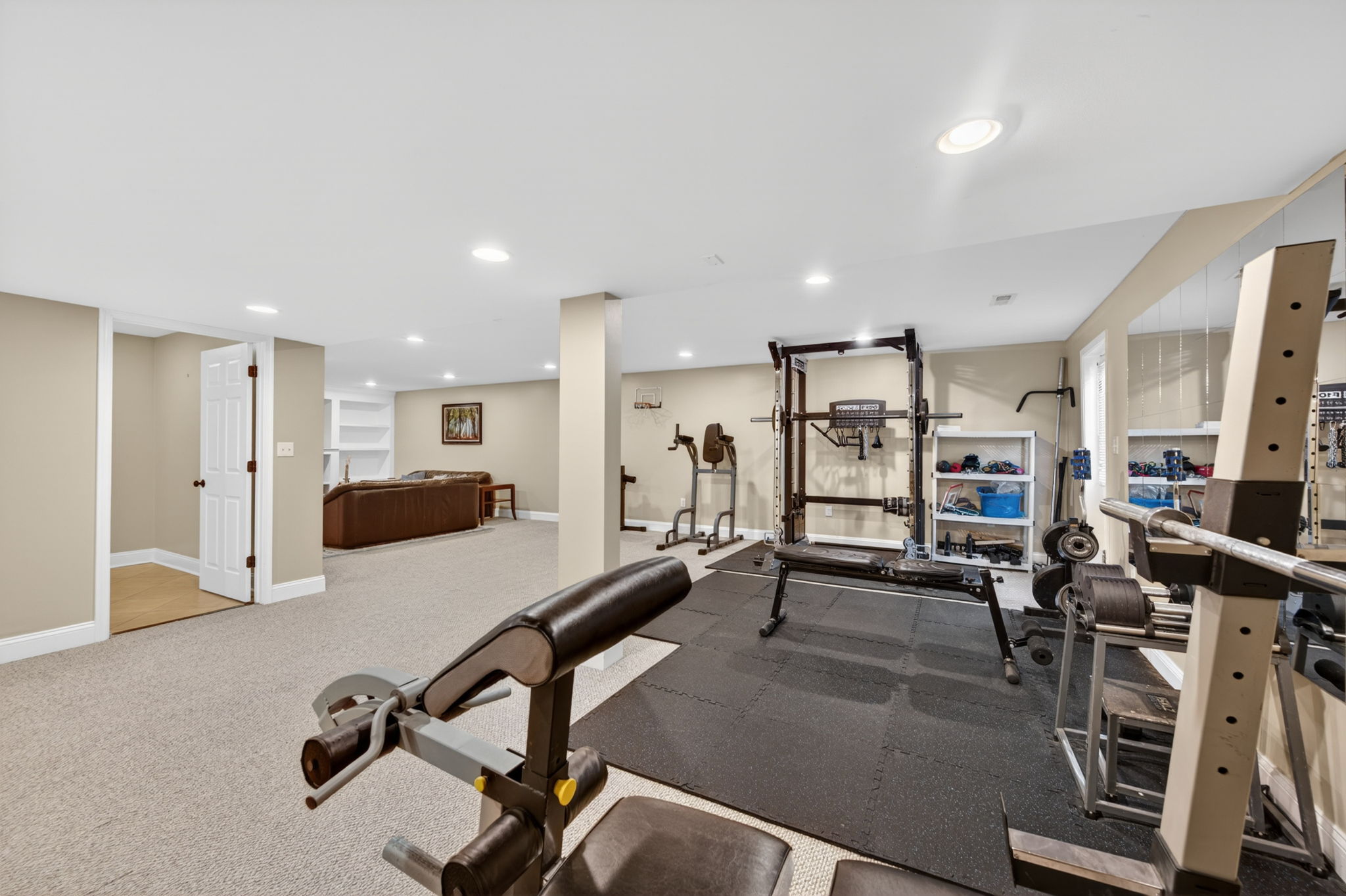 Larkspur 76