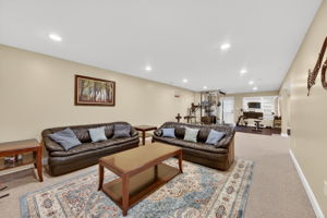 Larkspur 69