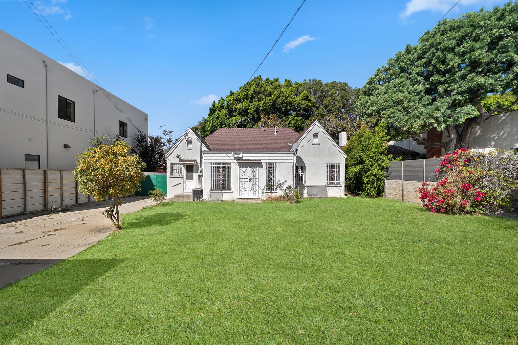 452 S Sycamore Avenue-15