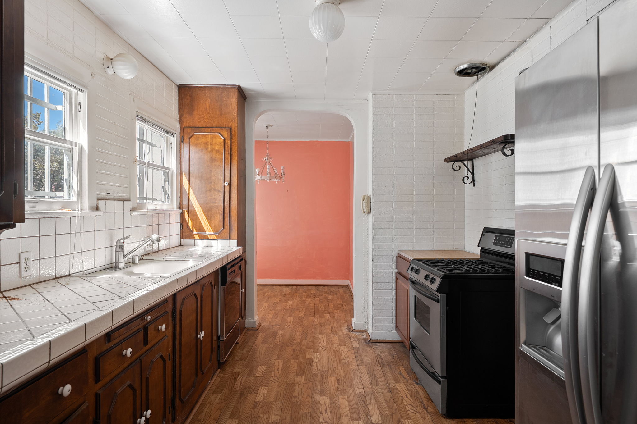 452 S Sycamore Avenue-32