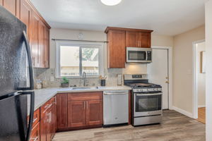 012_452 Solano Ave  Hayward