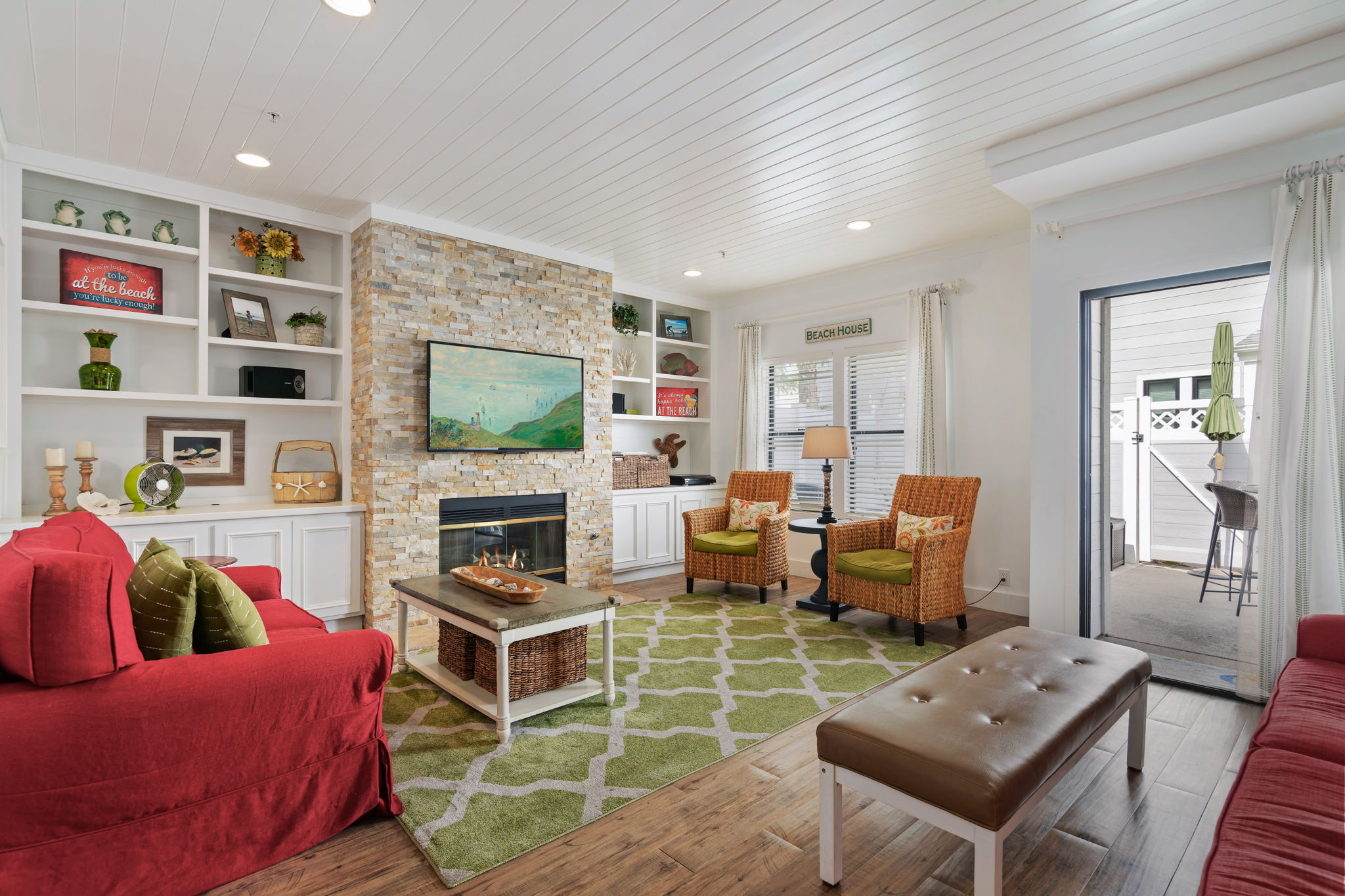 04-Living Room