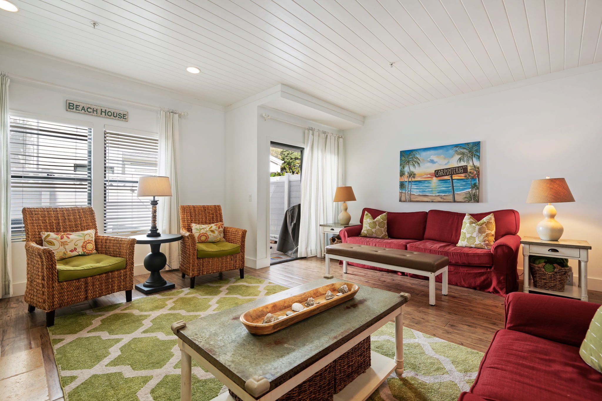 06-Living Room