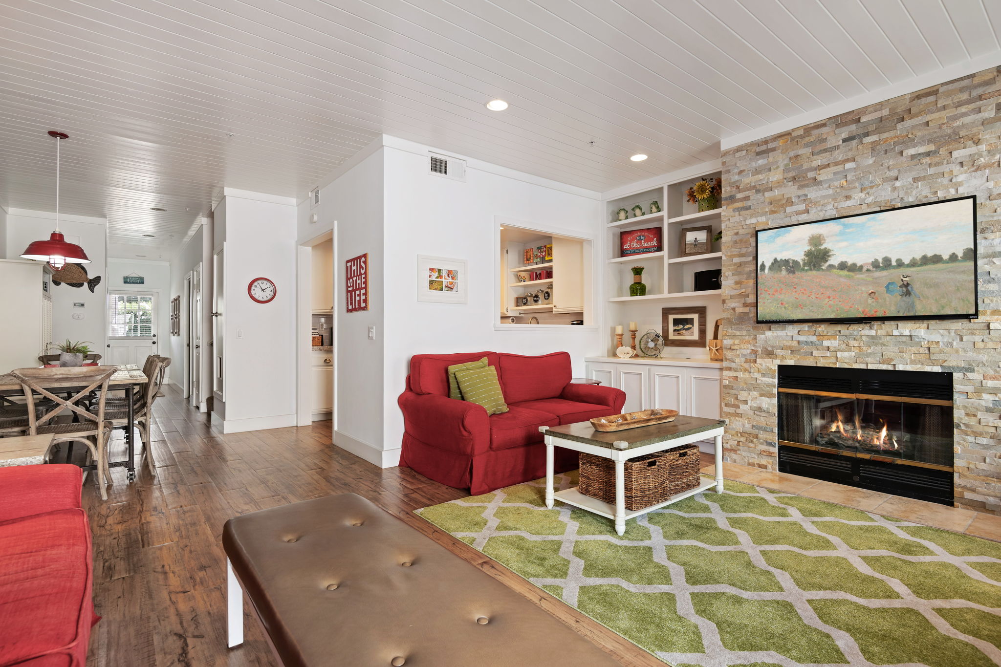 07-Living Room