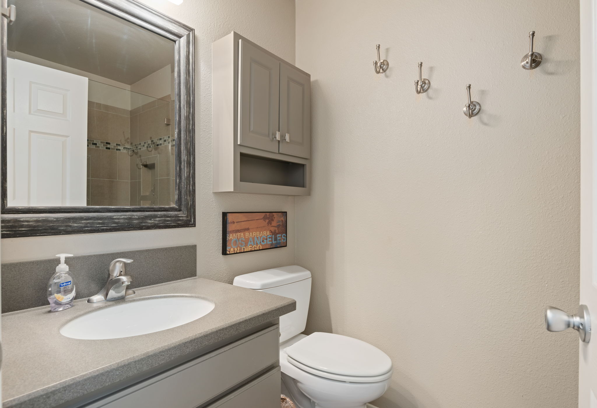 21-Bathroom 2