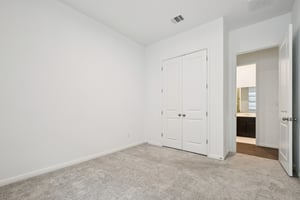 Lucabella Ln-S2004-030.jpg
