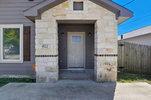  Photo 4