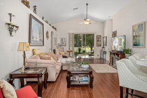 4522 Lisette Cir, Brooksville, FL 34604, USA Photo 12