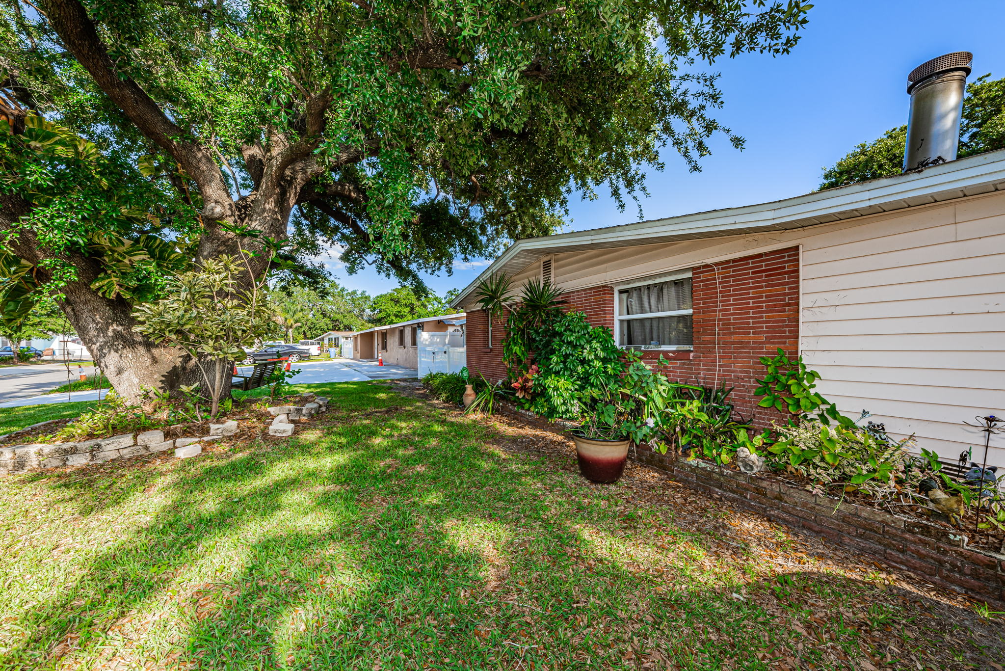 Frontyard2